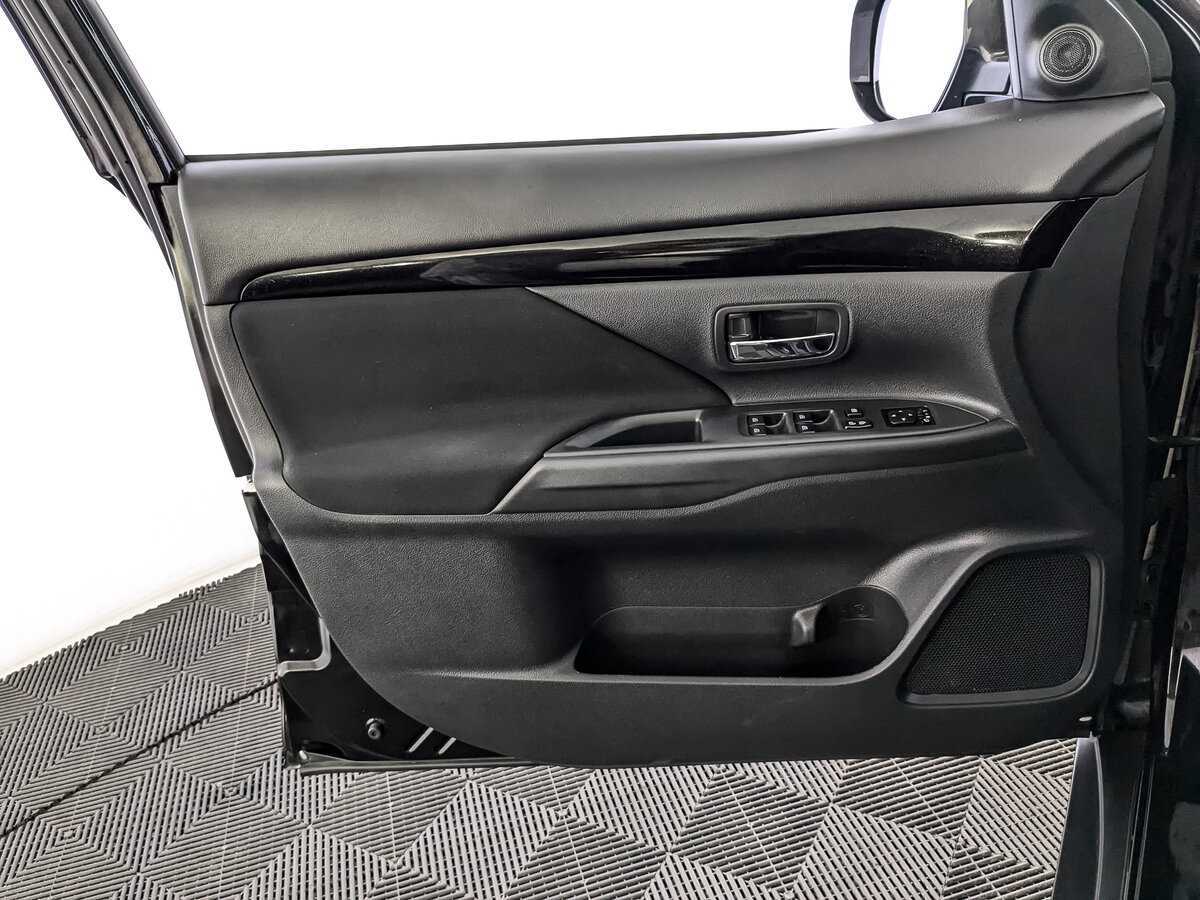 Купить Mitsubishi Outlander, 2019, 94 451 км, фото №15
