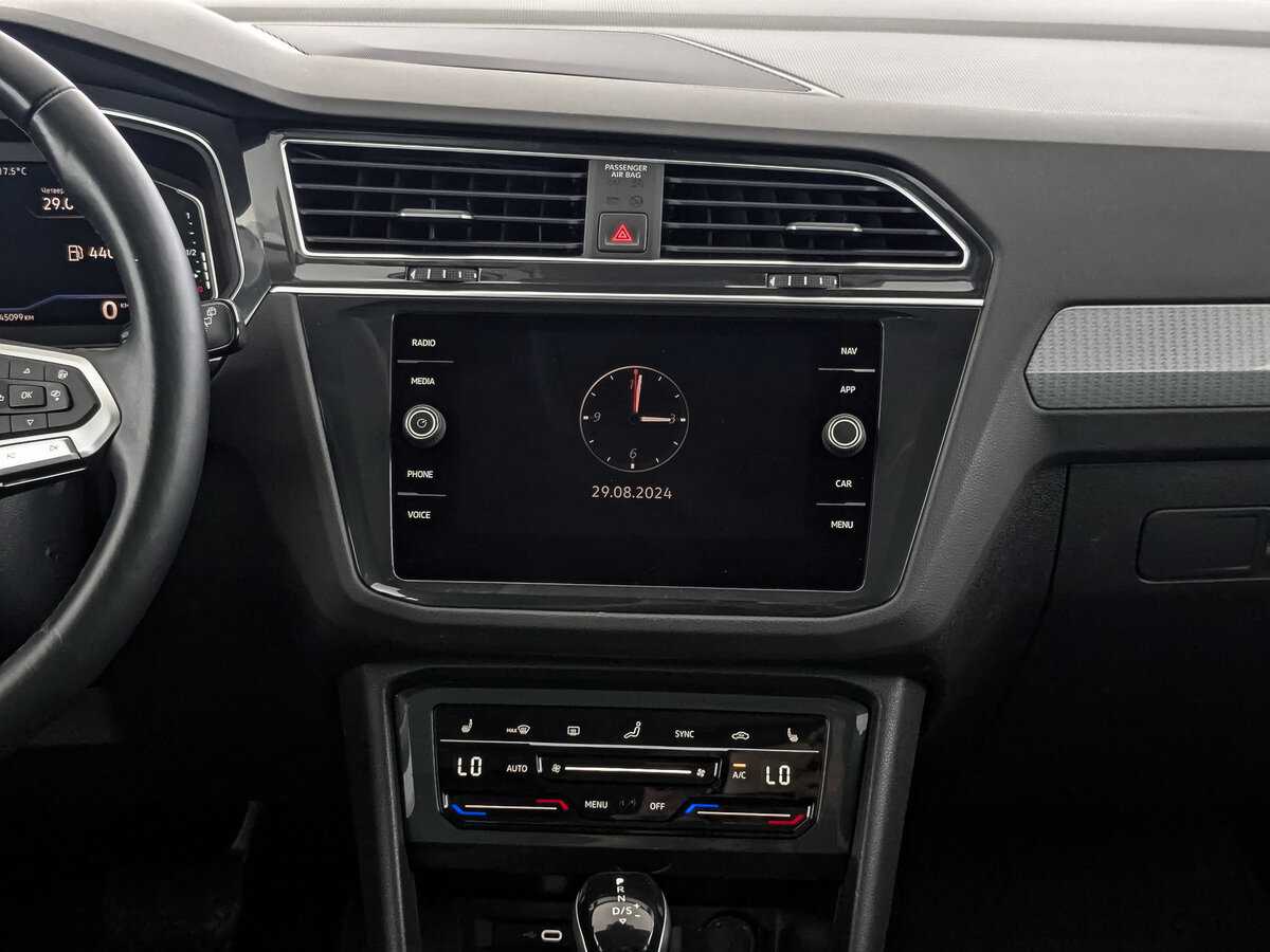 Купить Volkswagen Tiguan, 2021, 45 095 км, фото №11