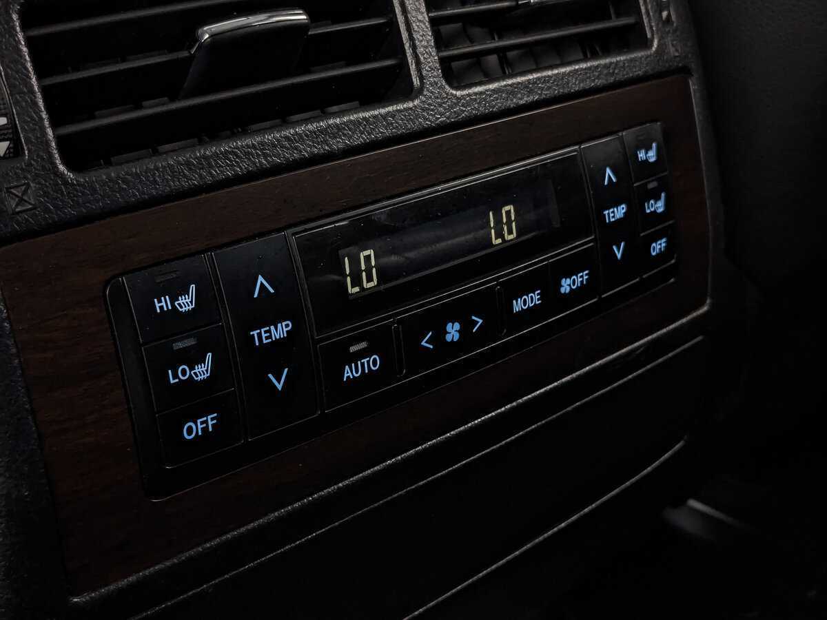 Купить Toyota Land Cruiser, 2017, 241 368 км, фото №21