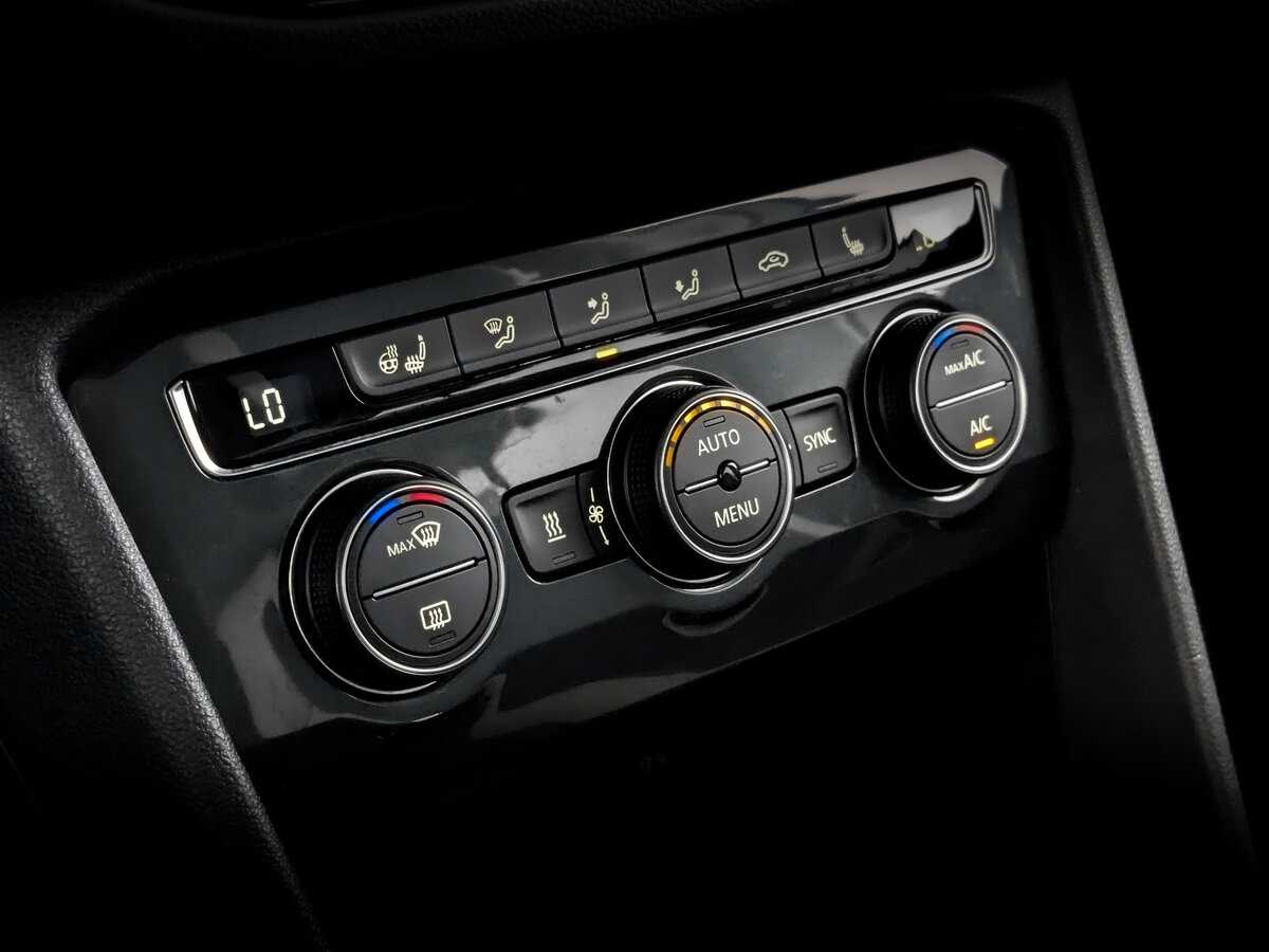 Купить Volkswagen Tiguan, 2020, 90 833 км, фото №23