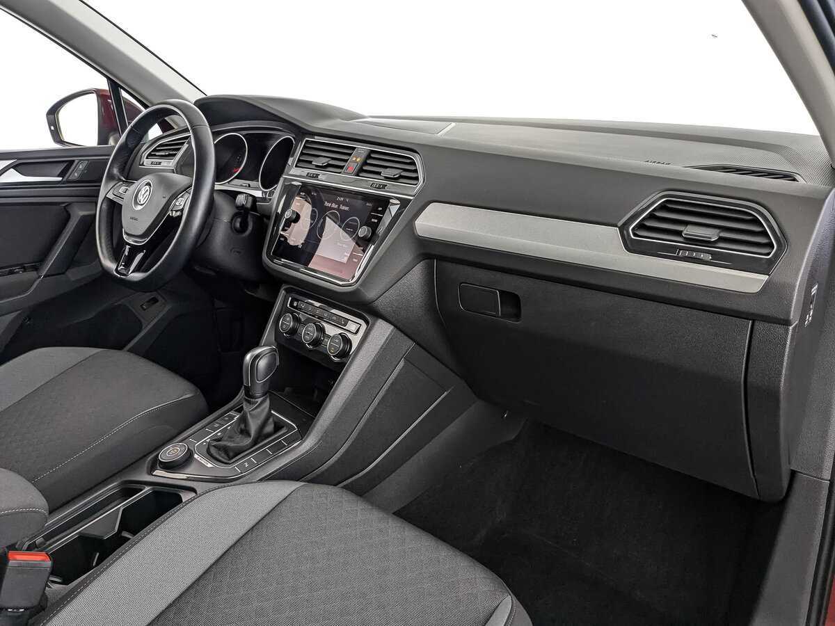 Купить Volkswagen Tiguan, 2020, 42 744 км, фото №9