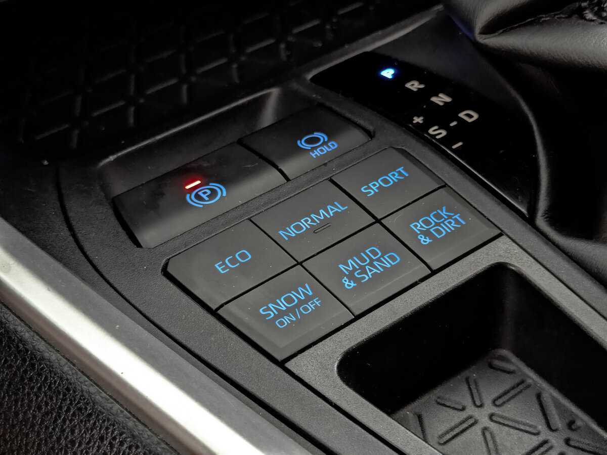 Купить Toyota RAV4, 2021, 48 202 км, фото №17