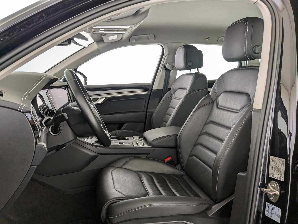 Купить Volkswagen Touareg, 2020, 117 000 км, фото №17