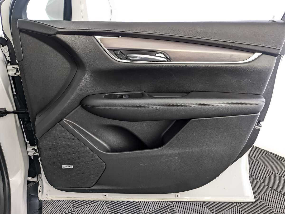 Купить Cadillac XT5, 2016, 108 000 км, фото №21