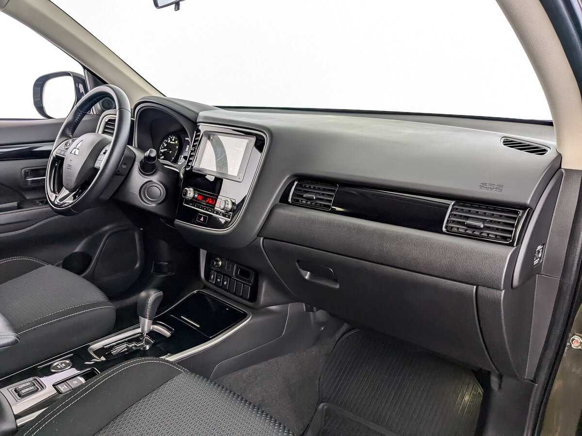 Купить Mitsubishi Outlander, 2021, 70 825 км, фото №9