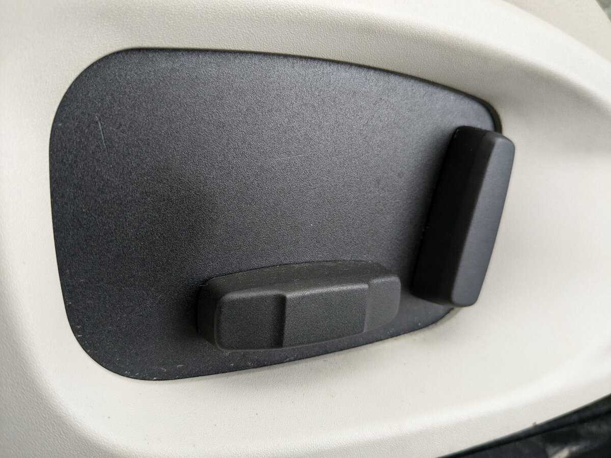 Купить Jaguar E-Pace, 2019, 145 000 км, фото №16