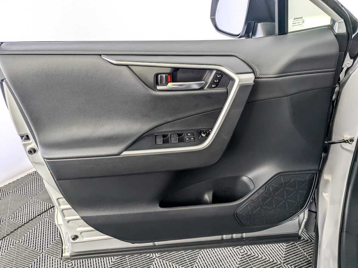 Купить Toyota RAV4, 2022, 44 867 км, фото №15