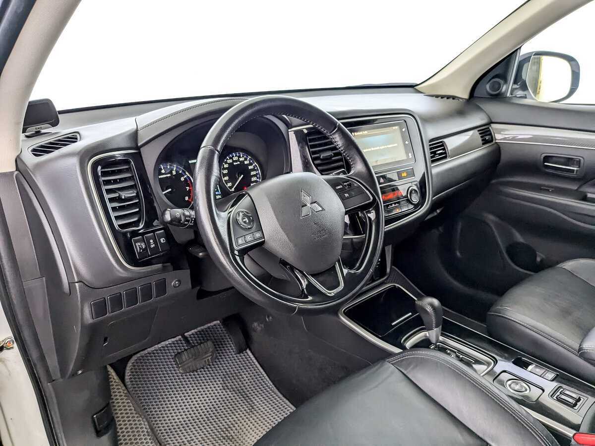 Купить Mitsubishi Outlander, 2019, 140 000 км, фото №14