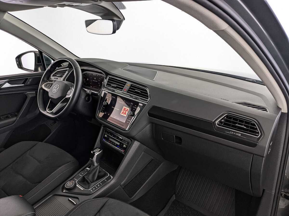 Купить Volkswagen Tiguan, 2021, 57 609 км, фото №9