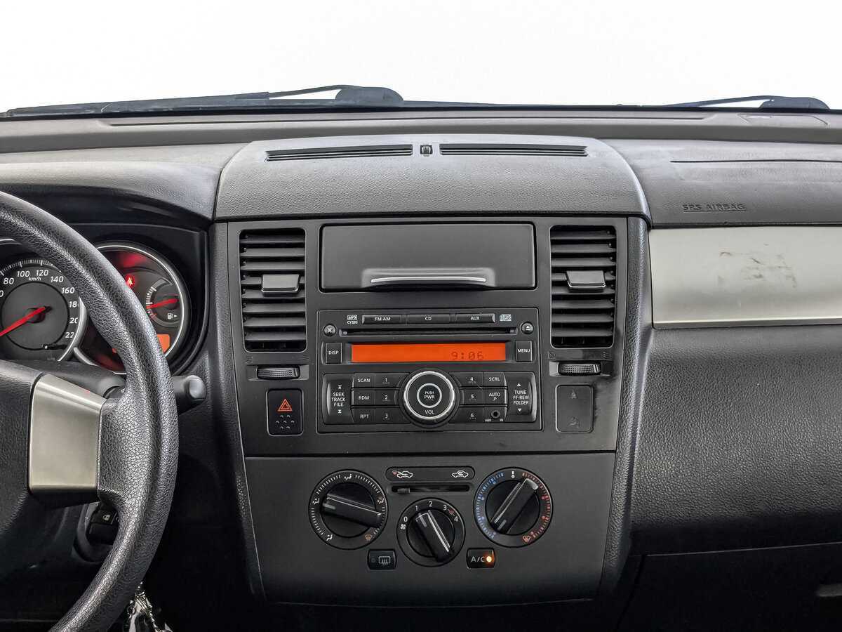 Купить Nissan Tiida, 2011, 120 858 км, фото №13