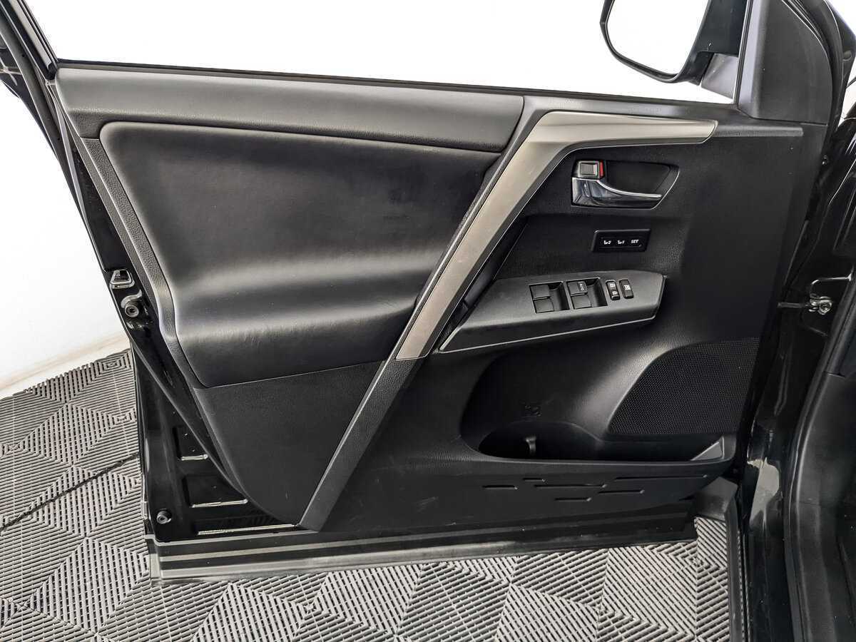 Купить Toyota RAV4, 2017, 135 238 км, фото №15