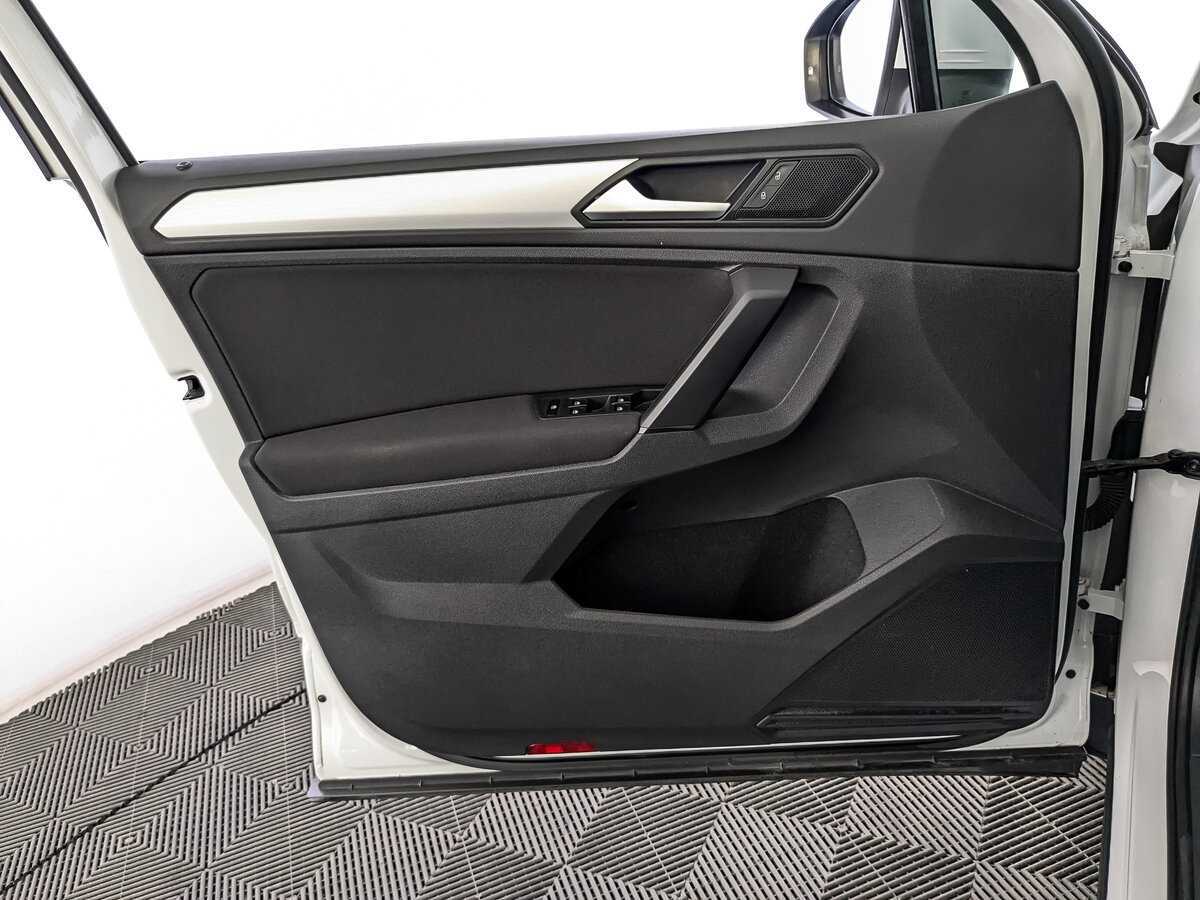 Купить Volkswagen Tiguan, 2018, 99 038 км, фото №15