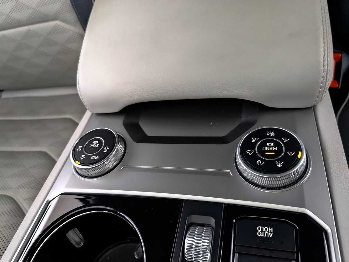 Купить Volkswagen Touareg, 2020, 66 623 км, фото №21