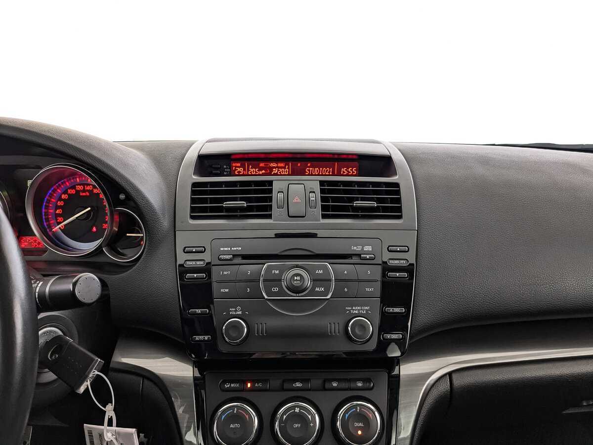 Купить Mazda 6, 2011, 215 117 км, фото №13