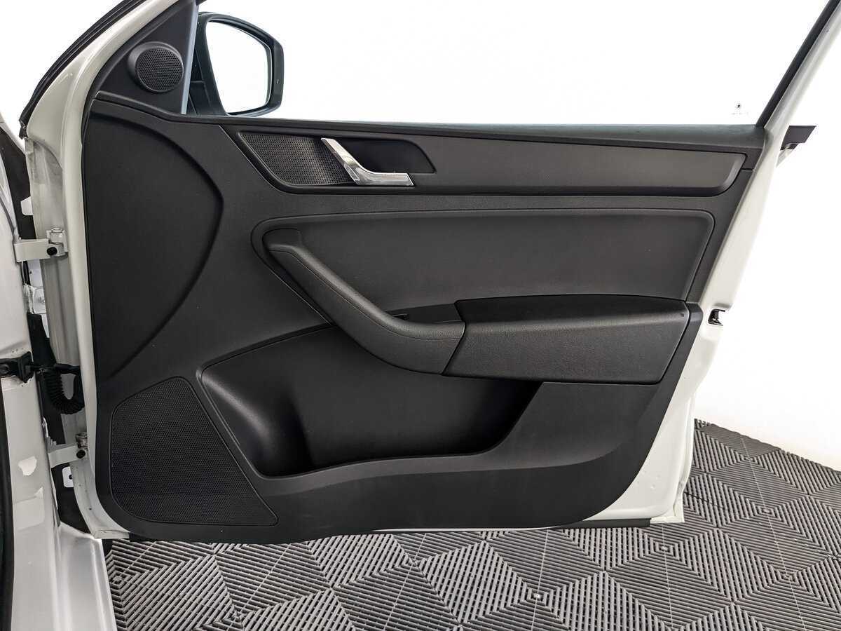 Купить Skoda Rapid, 2017, 147 008 км, фото №21