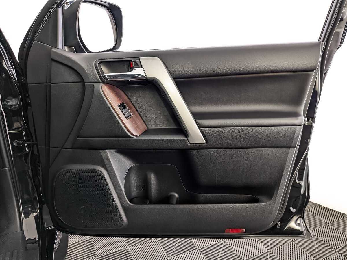 Купить Toyota Land Cruiser Prado, 2017, 119 721 км, фото №20