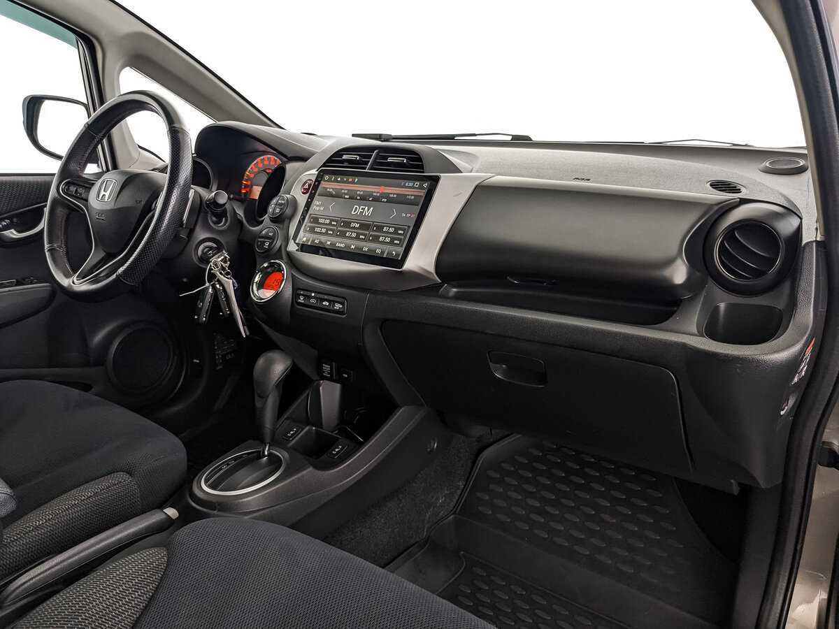 Купить Honda Jazz, 2011, 105 929 км, фото №9