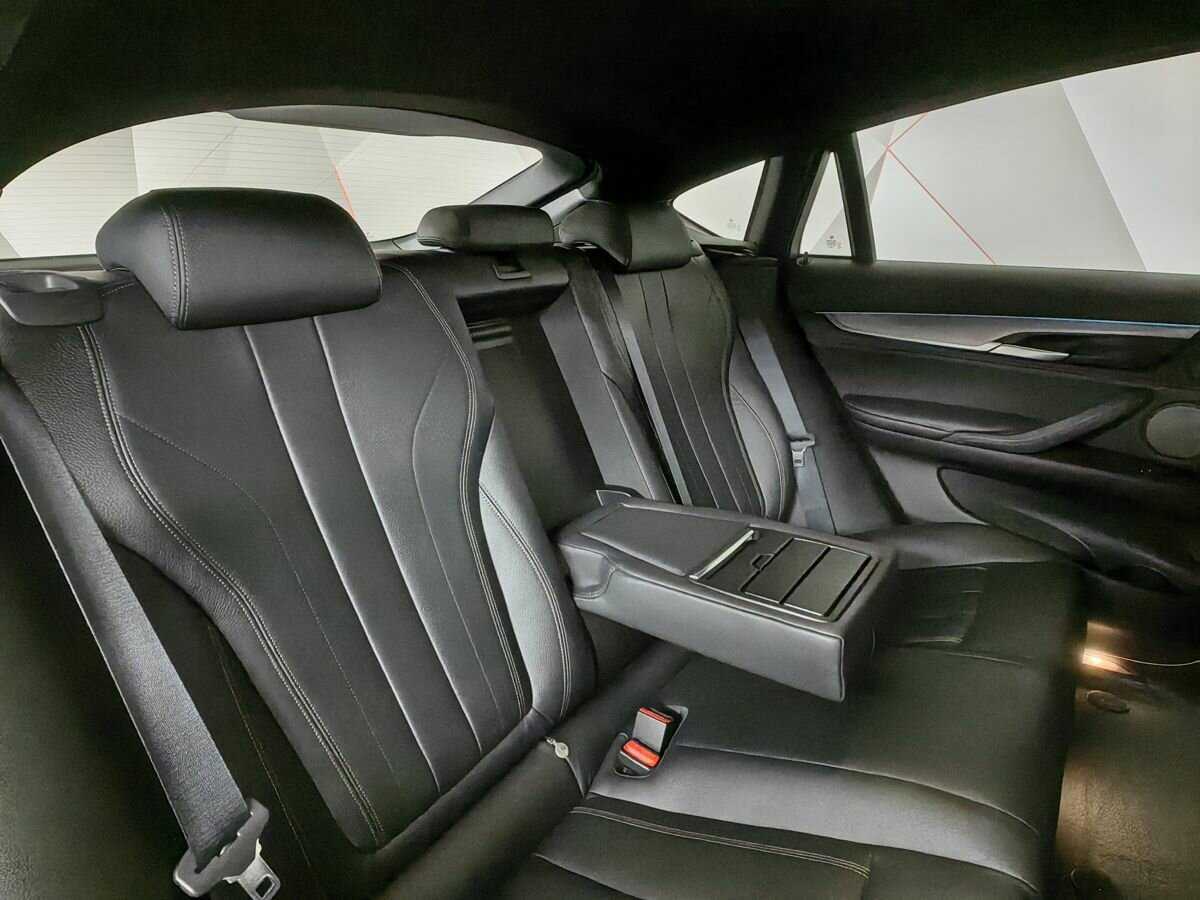 Купить BMW X6 40d, 2018, 61 369 км, фото №13