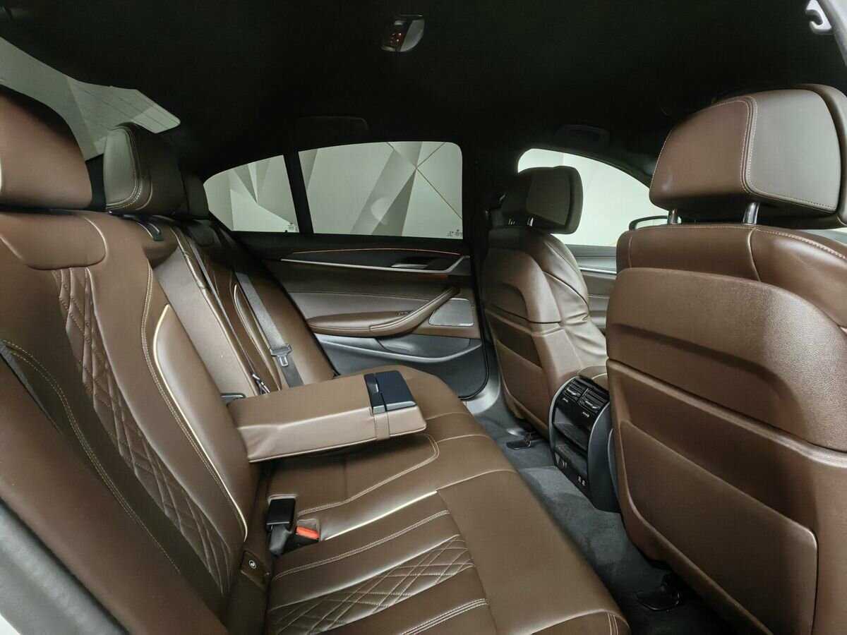 Купить BMW 5 серии 530d xDrive, 2020, 65 756 км, фото №11