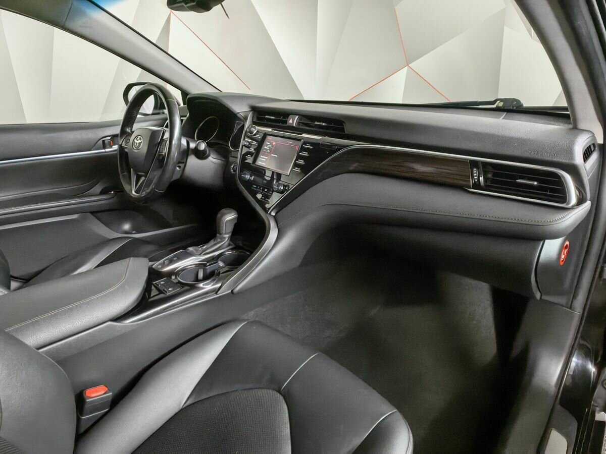 Купить Toyota Camry, 2019, 144 641 км, фото №9