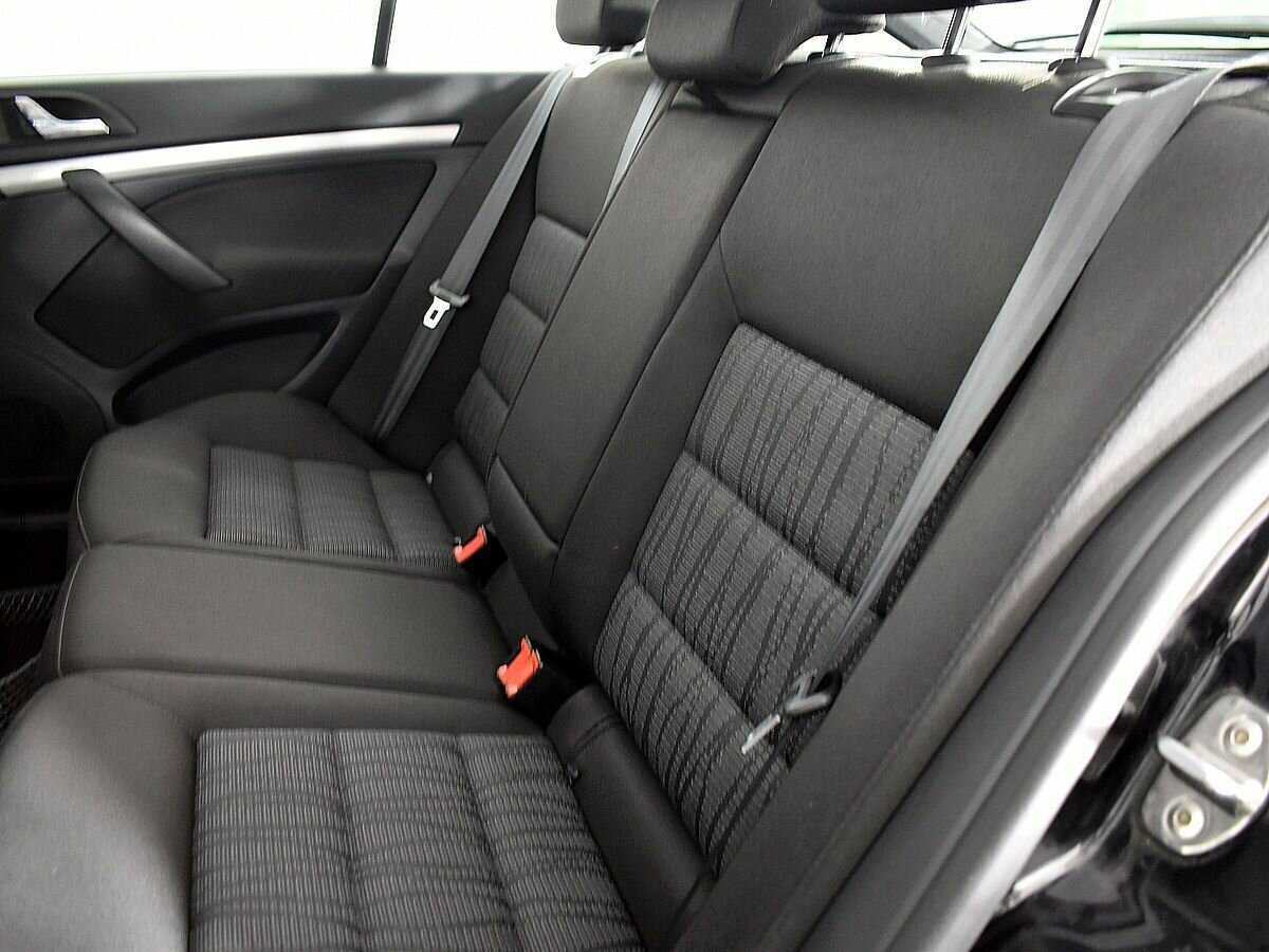 Купить Skoda Octavia, 2010, 129 632 км, фото №9