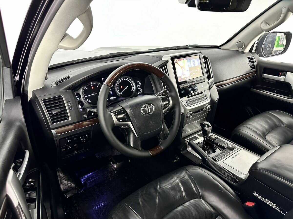 Купить Toyota Land Cruiser, 2017, 182 802 км, фото №7
