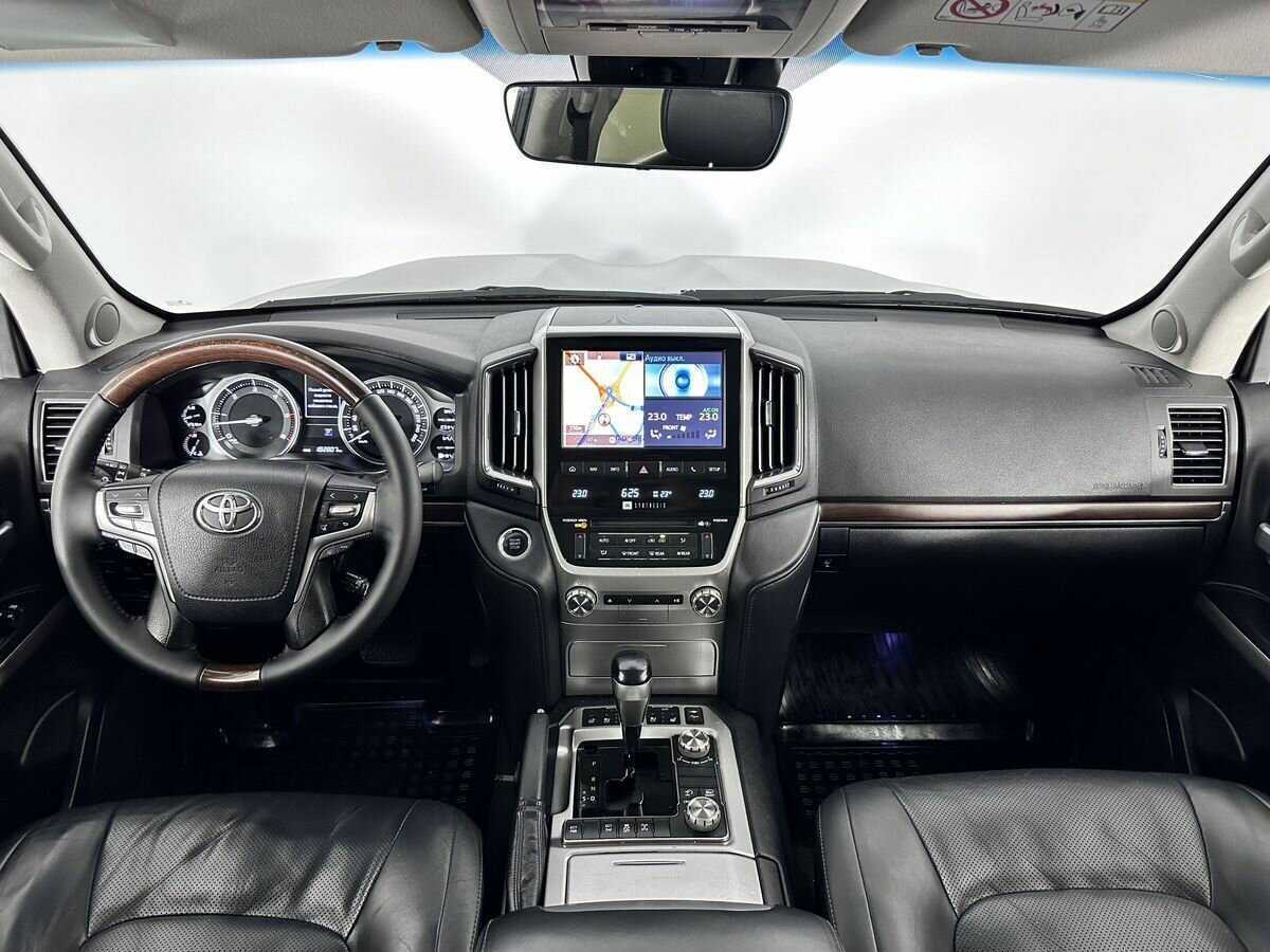 Купить Toyota Land Cruiser, 2017, 182 802 км, фото №9