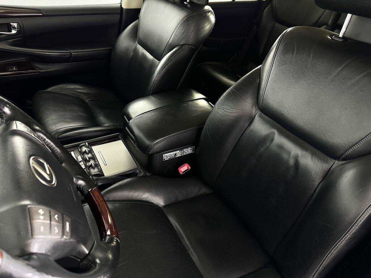 Купить Lexus LX 570, 2013, 243 268 км, фото №8