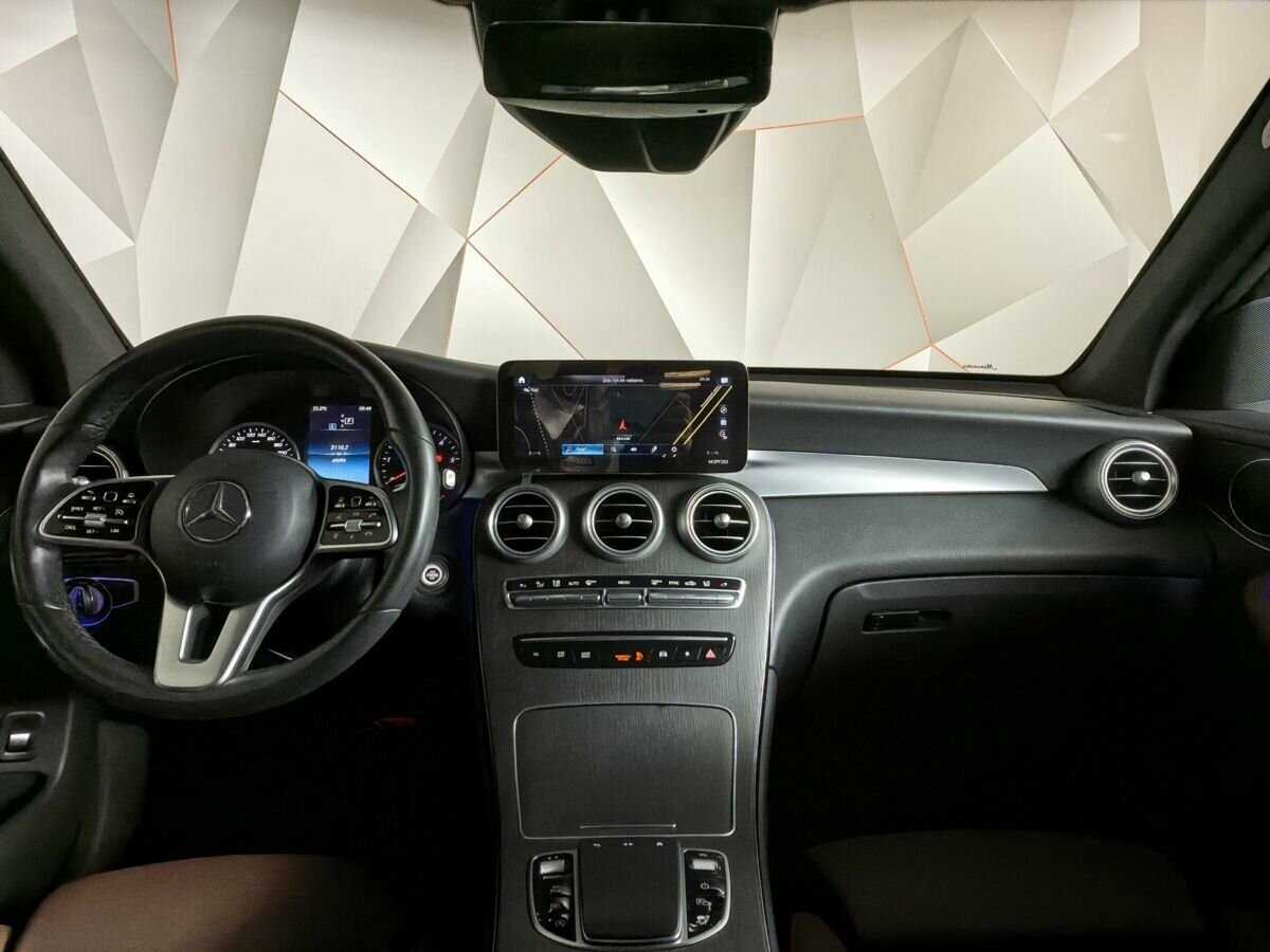 Купить Mercedes-Benz GLC 300 d, 2021, 69 090 км, фото №10