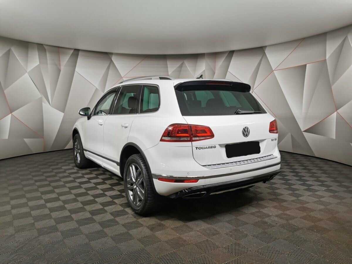 Купить Volkswagen Touareg, 2017, 60 817 км, фото №4