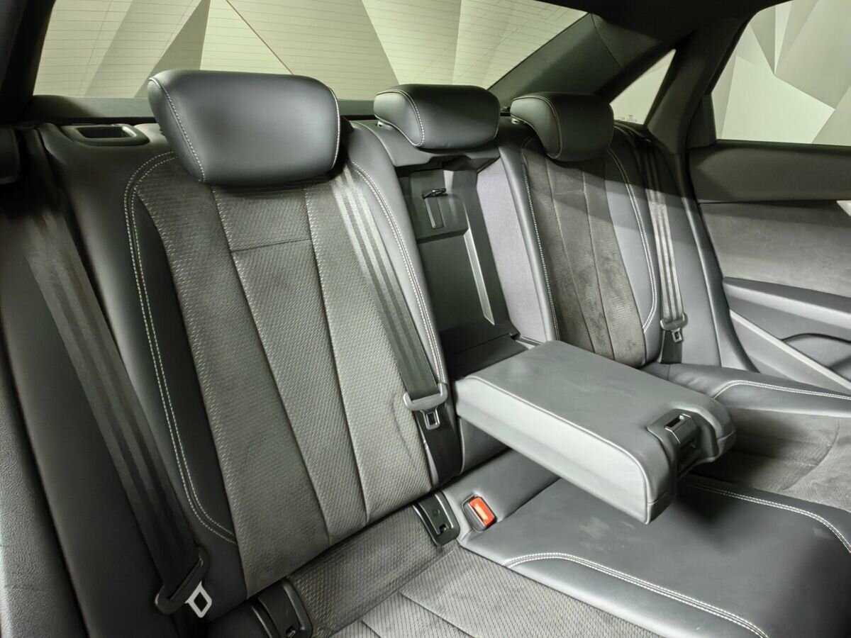 Купить Audi A4, 2017, 41 183 км, фото №13