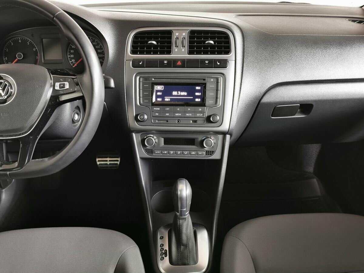 Купить Volkswagen Polo, 2016, 22 319 км, фото №11