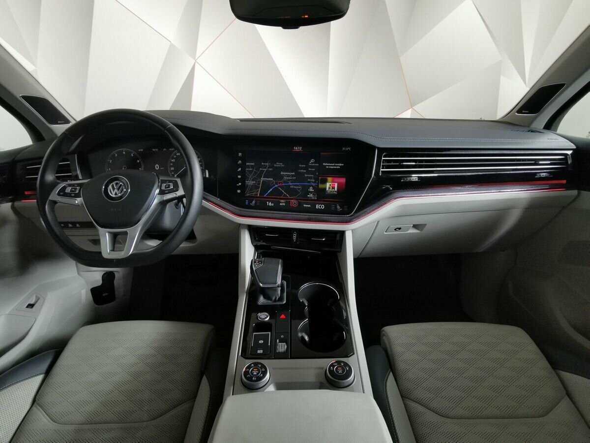 Купить Volkswagen Touareg, 2019, 81 620 км, фото №10