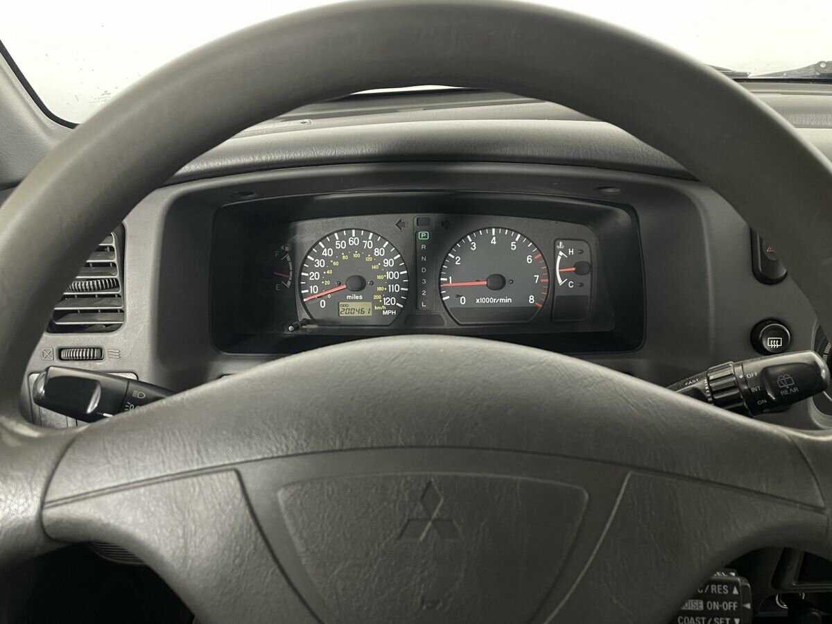 Купить Mitsubishi Montero Sport, 2000, 200 461 км, фото №10