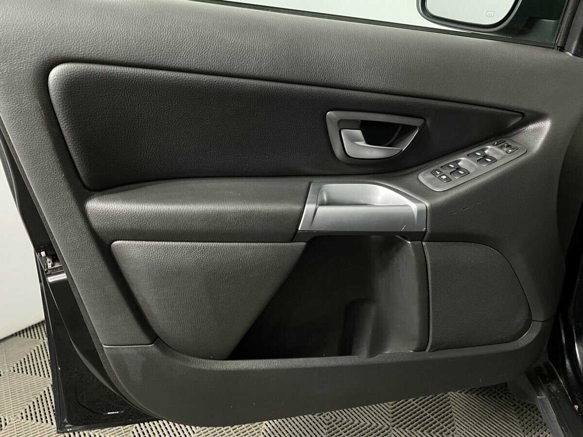 Купить Volvo XC90, 2003, 185 239 км, фото №7