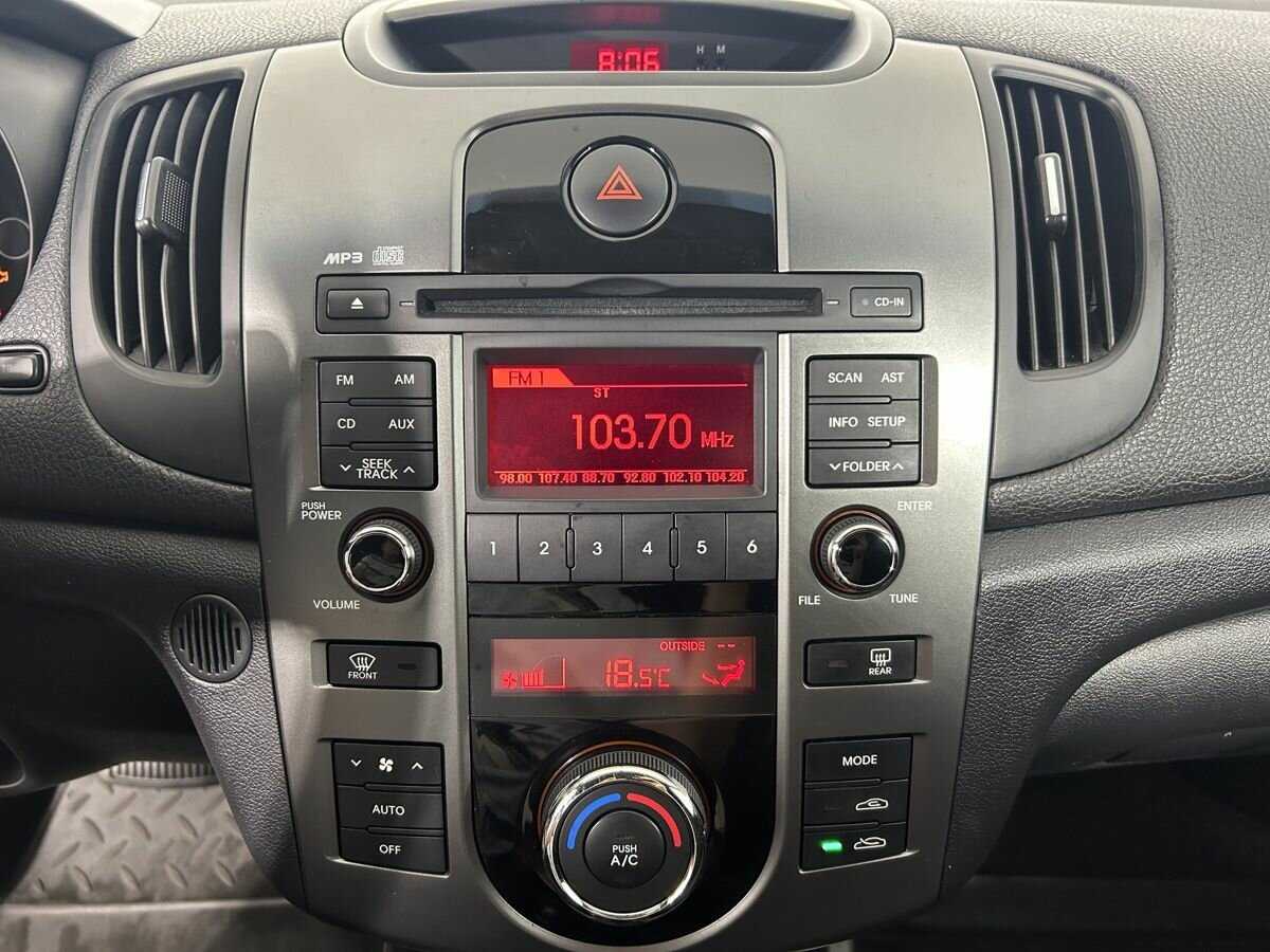 Купить Kia Cerato 4-speed, 2010, 192 406 км, фото №11