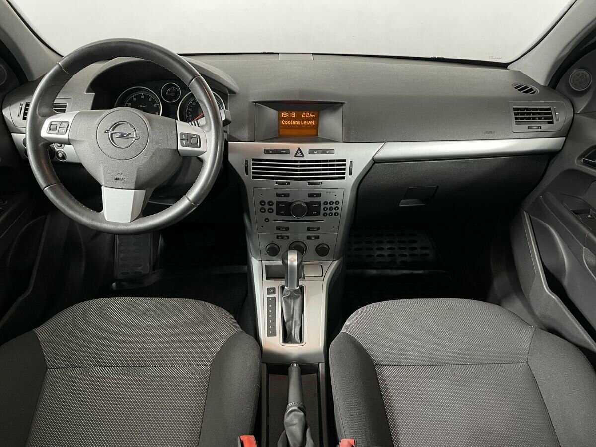 Купить Opel Astra, 2010, 130 499 км, фото №7