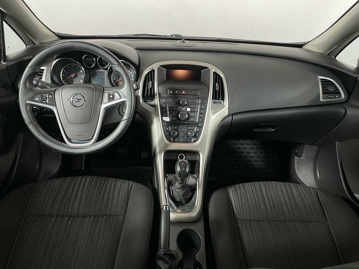 Купить Opel Astra, 2010, 137 598 км, фото №7