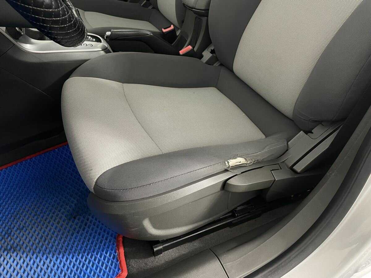 Купить Chevrolet Cruze, 2010, 250 862 км, фото №10