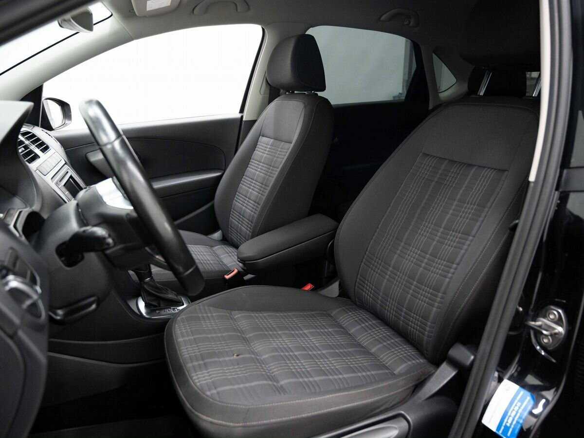 Купить Volkswagen Polo, 2016, 106 000 км, фото №8
