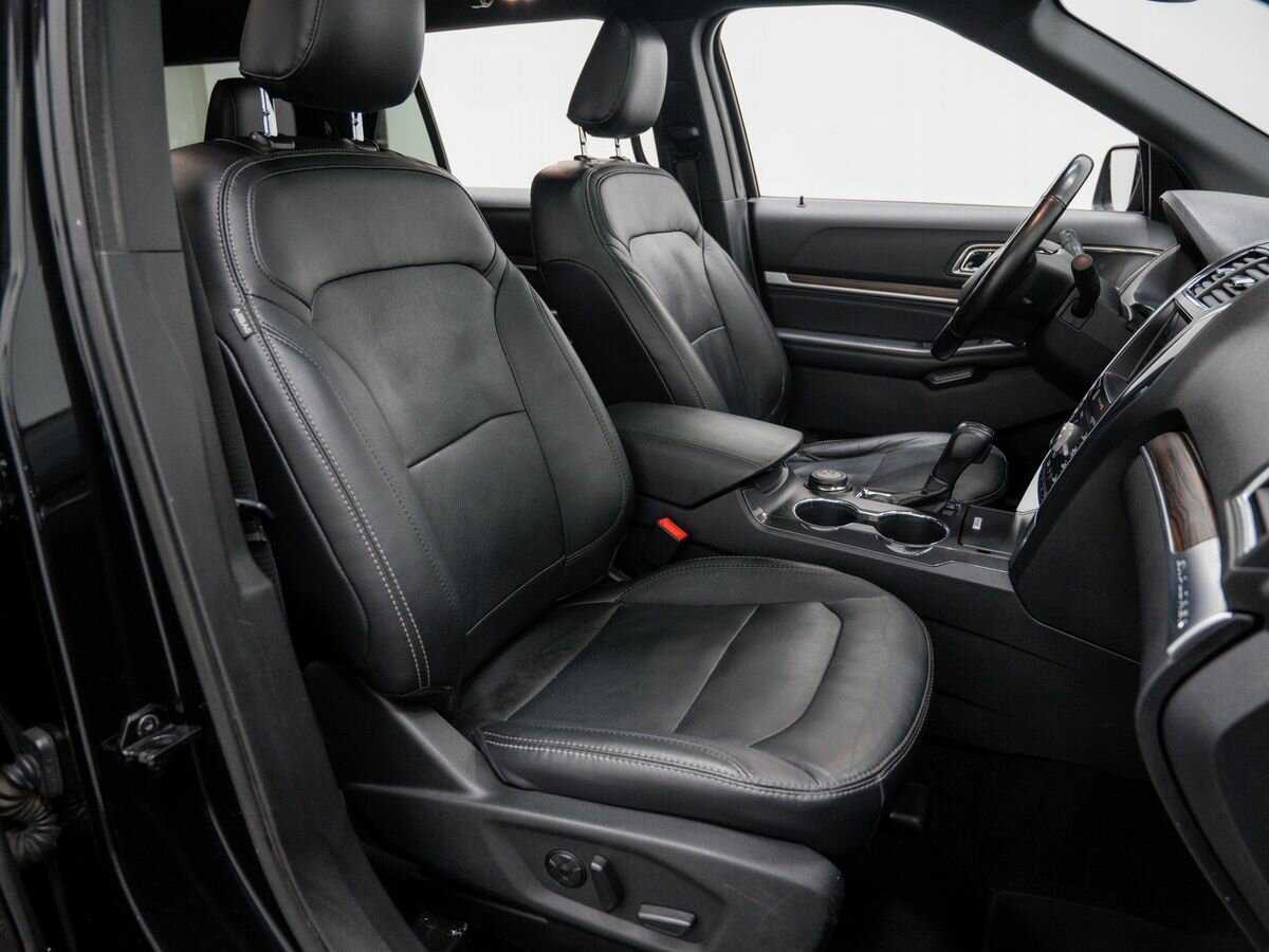 Купить Ford Explorer, 2018, 131 000 км, фото №8