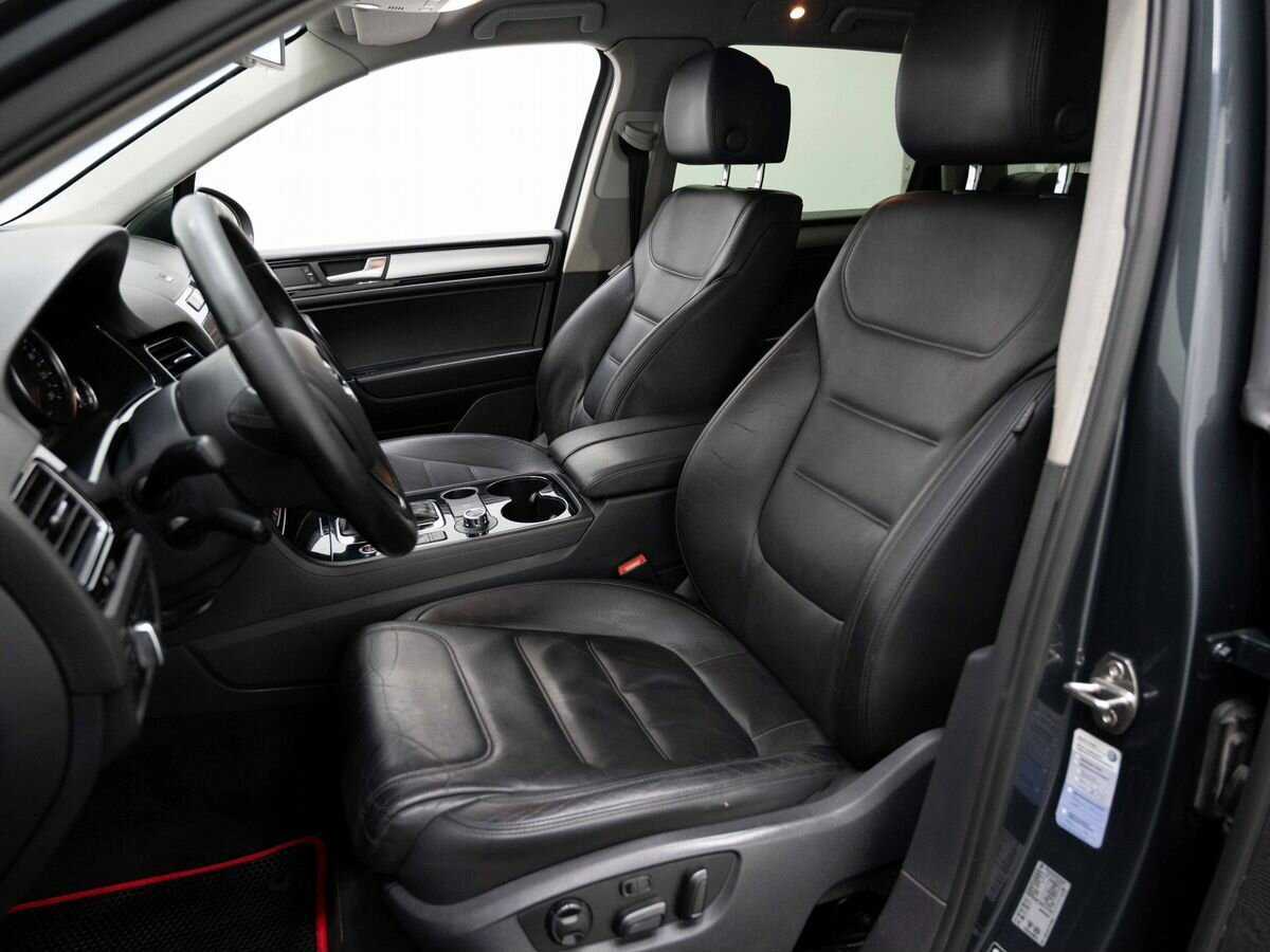 Купить Volkswagen Touareg, 2010, 245 274 км, фото №8