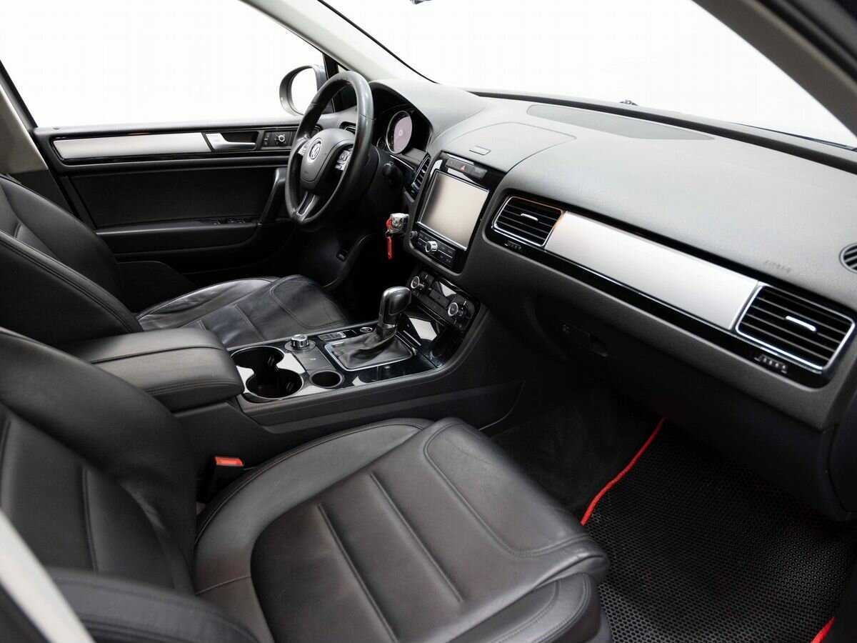 Купить Volkswagen Touareg, 2010, 245 274 км, фото №11