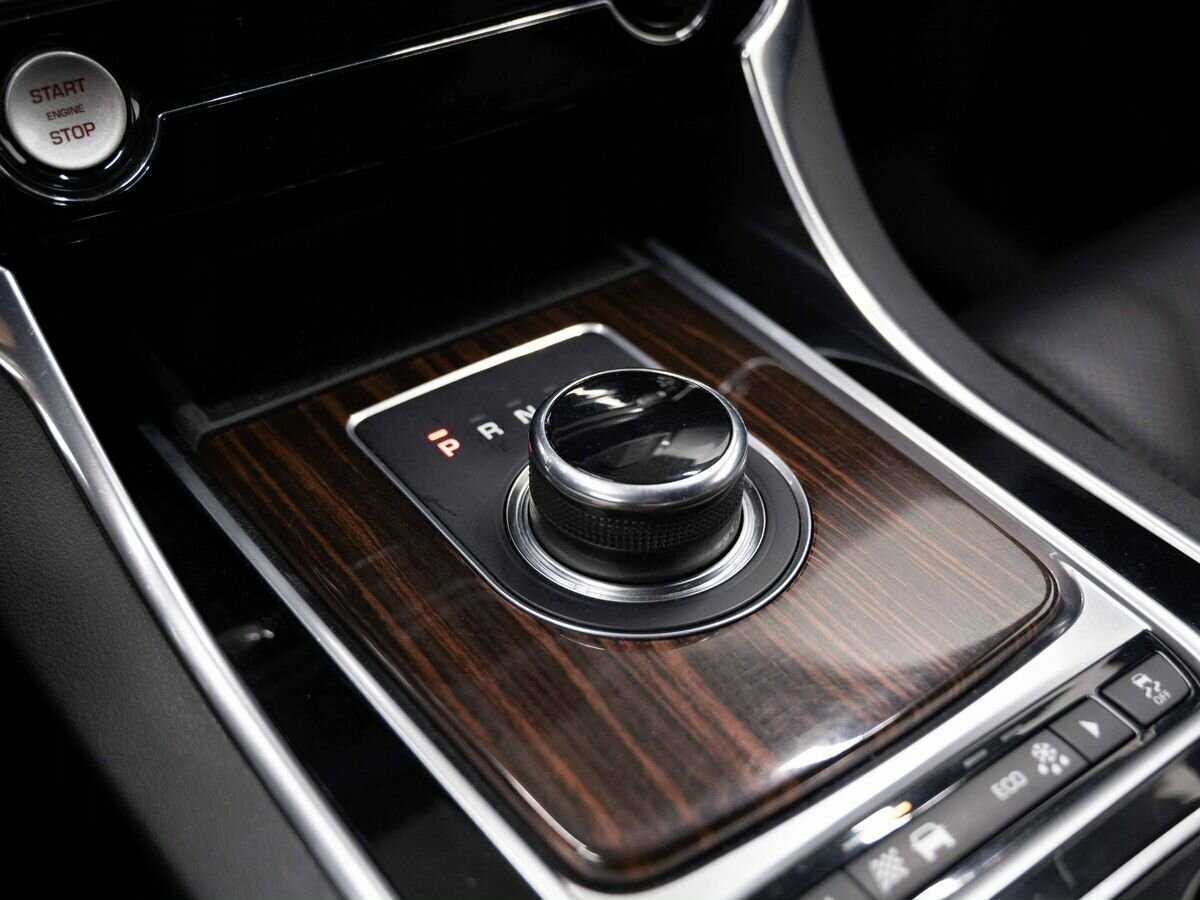 Купить Jaguar XE, 2016, 291 920 км, фото №23