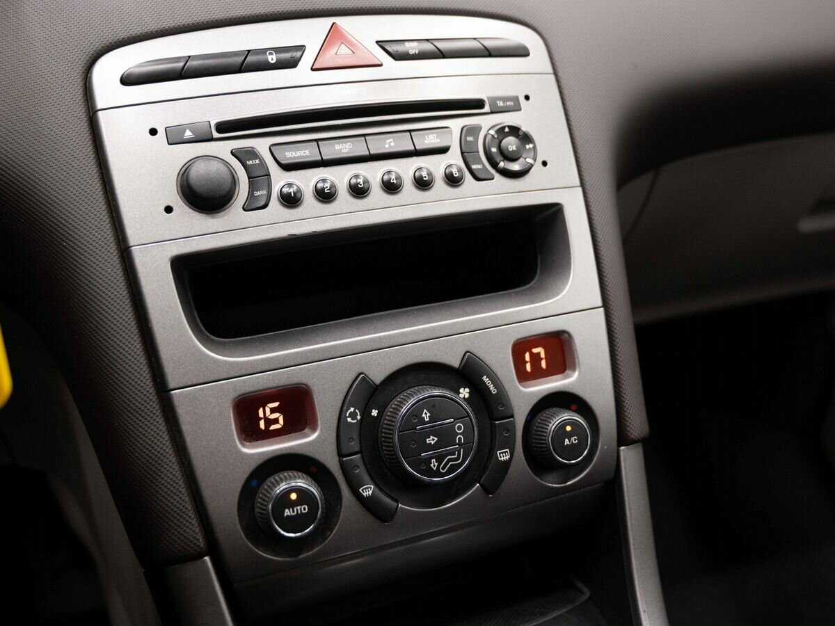 Купить Peugeot 308, 2008, 96 000 км, фото №18