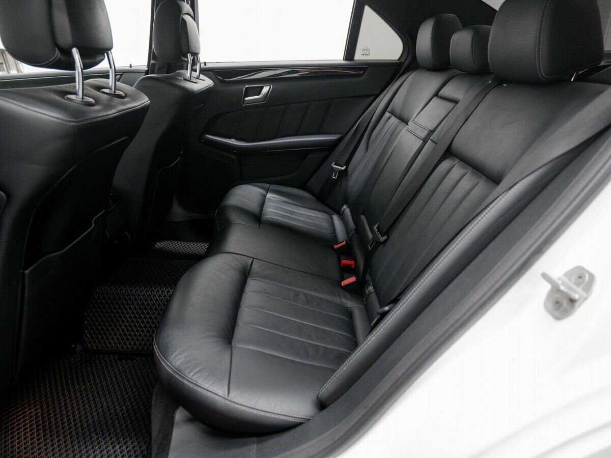 Купить Mercedes-Benz E-Класс 300, 2013, 200 000 км, фото №12