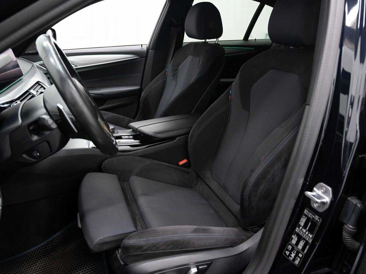 Купить BMW 5 серии 530i xDrive, 2018, 99 520 км, фото №8