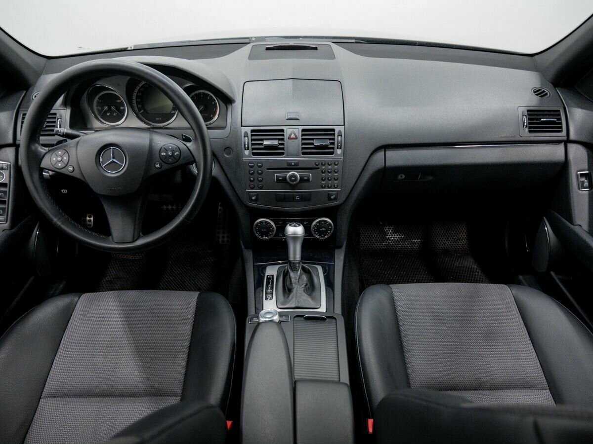 Купить Mercedes-Benz C-Класс 200, 2010, 195 000 км, фото №10