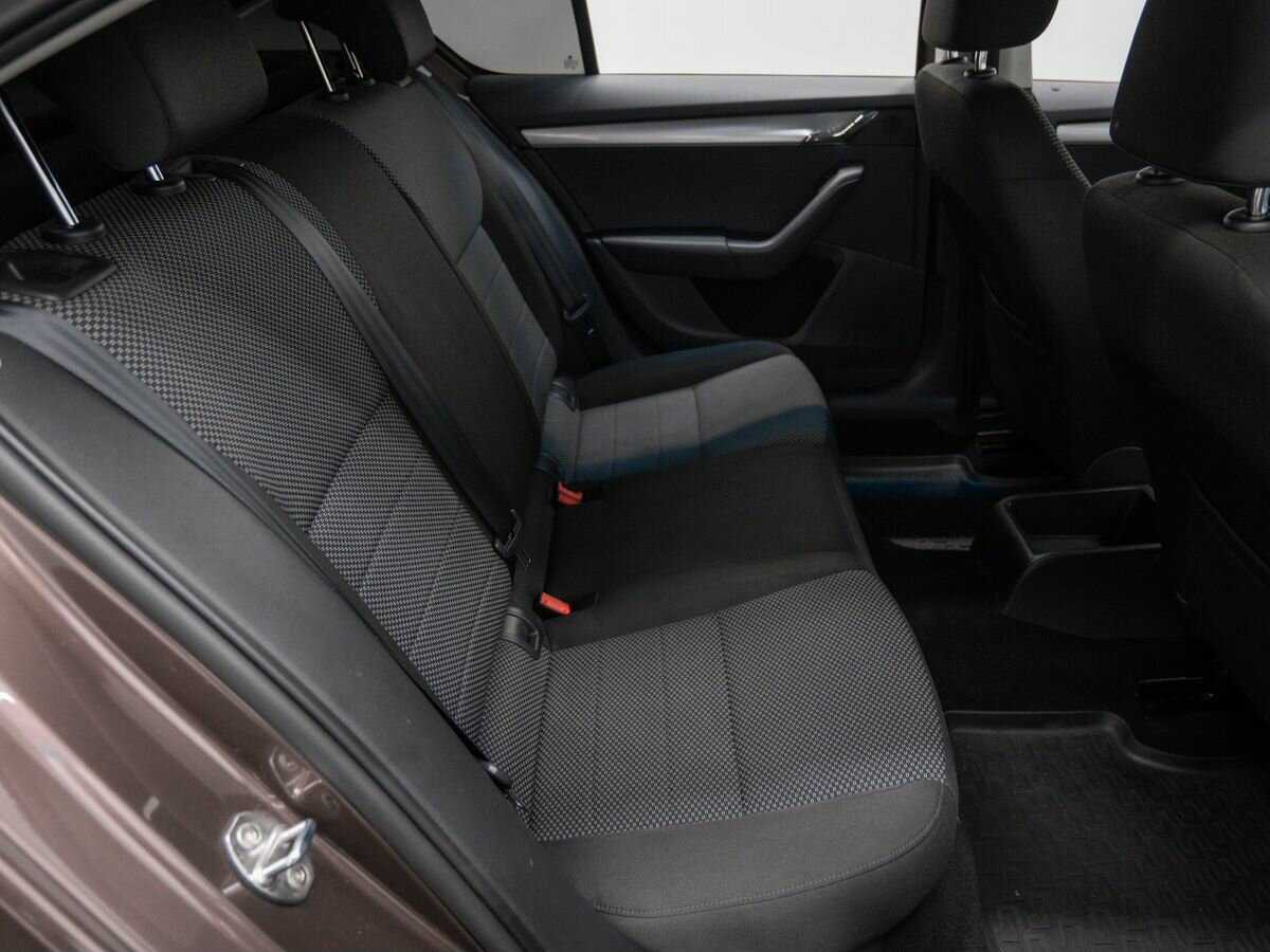 Купить Skoda Octavia, 2013, 250 000 км, фото №9