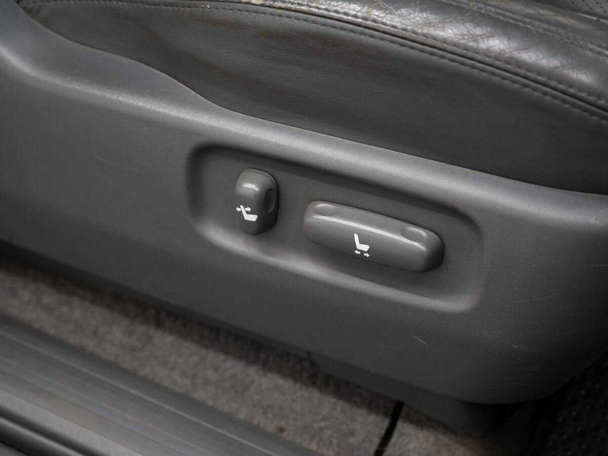 Купить Toyota Land Cruiser Prado 4-speed, 2008, 292 981 км, фото №24